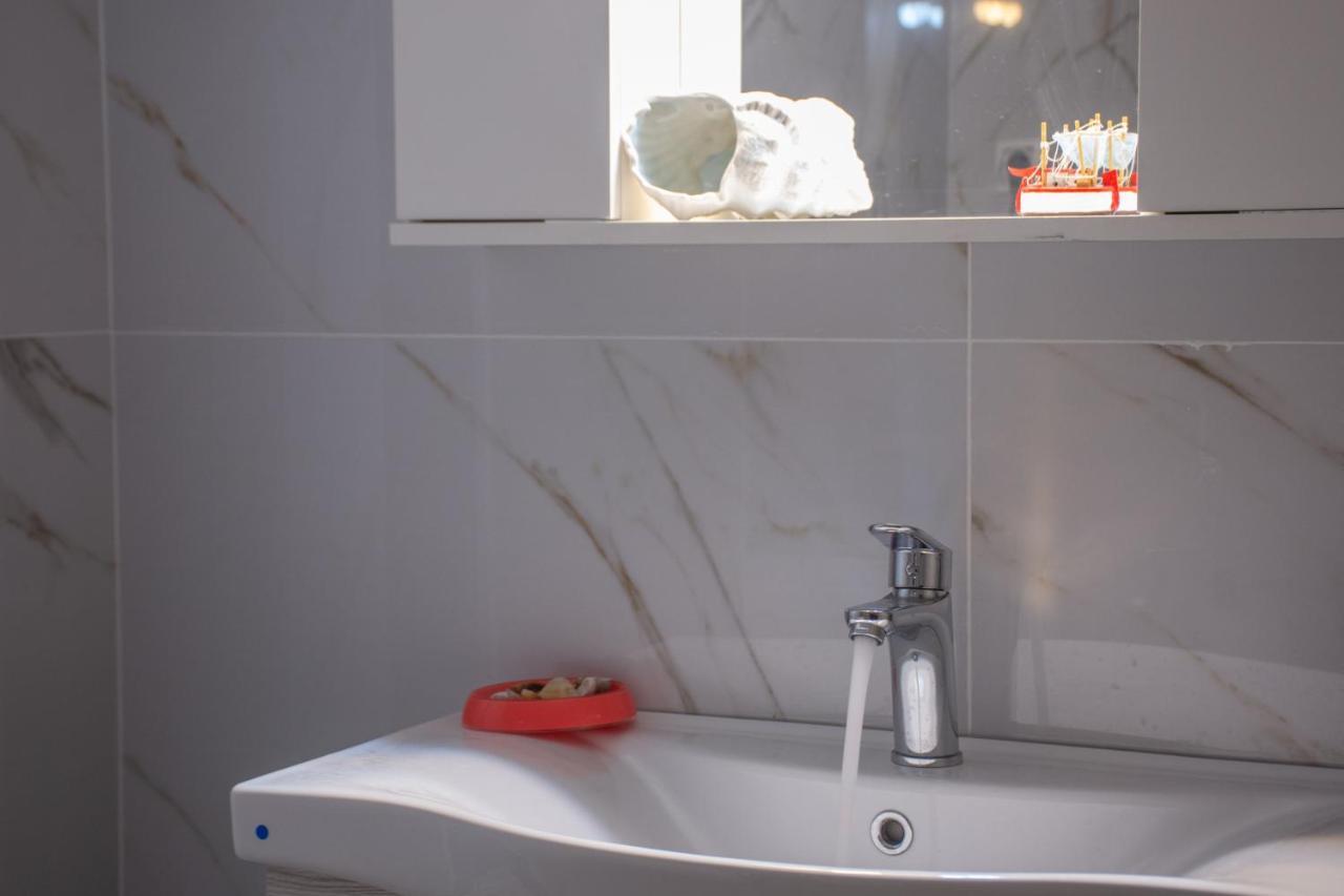 Marial City Apartment Chania Chrissi Akti Chania Exterior foto